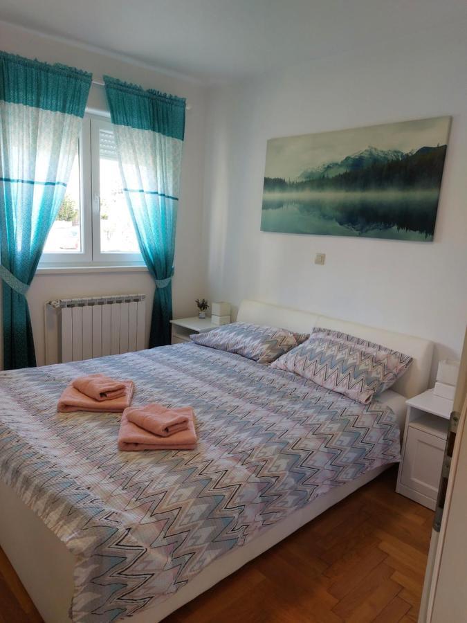 Apartman Suzy Pula Exterior photo